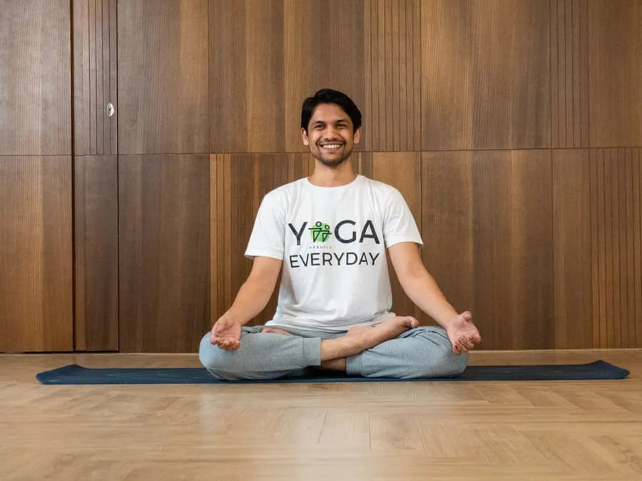 Sukhasana (Easy Pose)