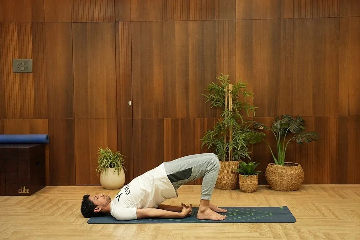 How to Do Glute Bridge: Proper Form, Benefits & Variations
