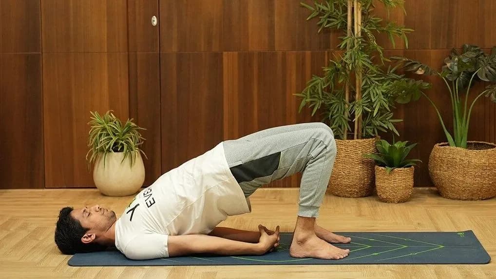 Setu Bandhasana (Bridge Pose) — bridge yoga pose demonstration